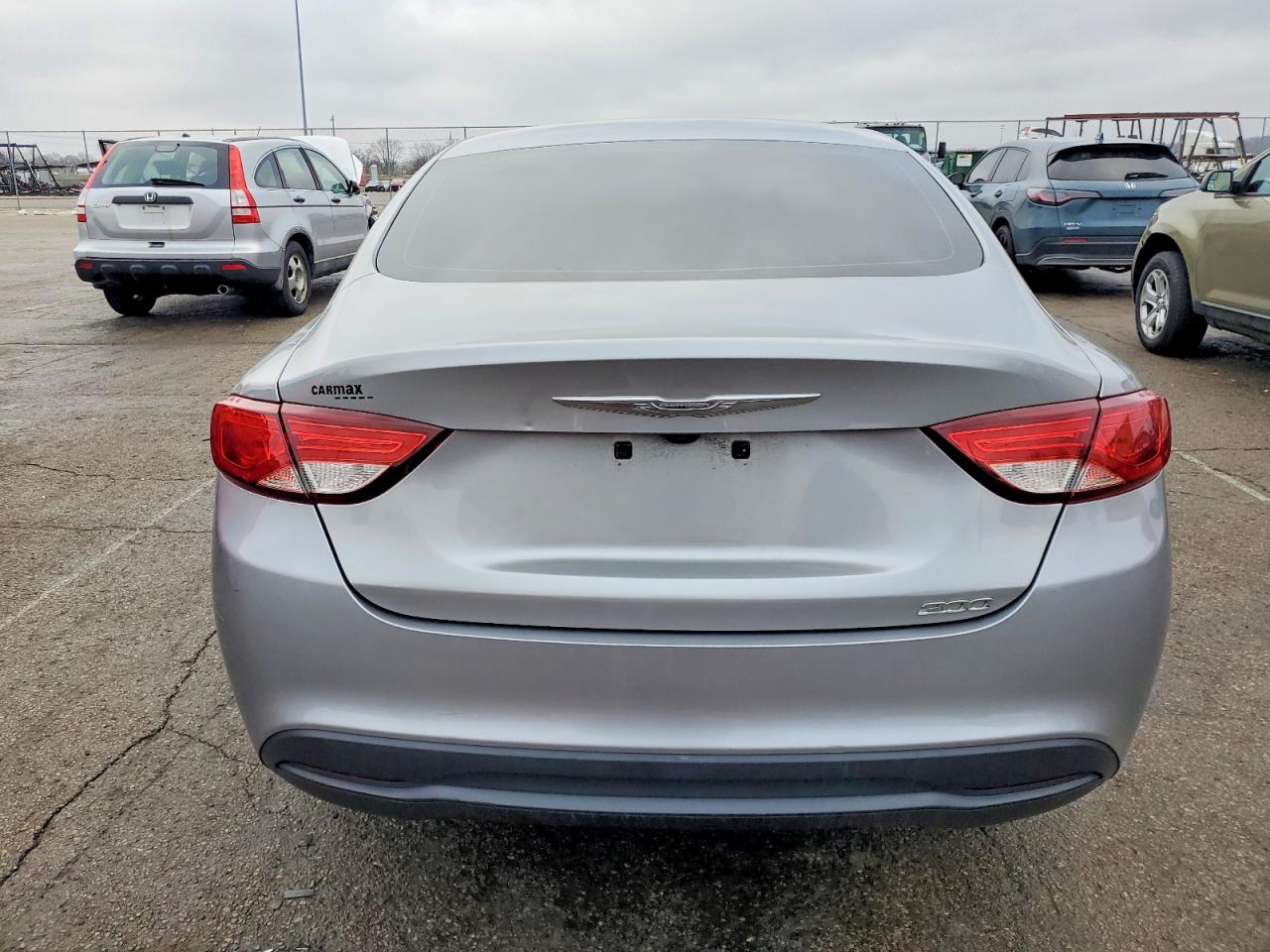 2016 CHRYSLER 200 LX photo 6