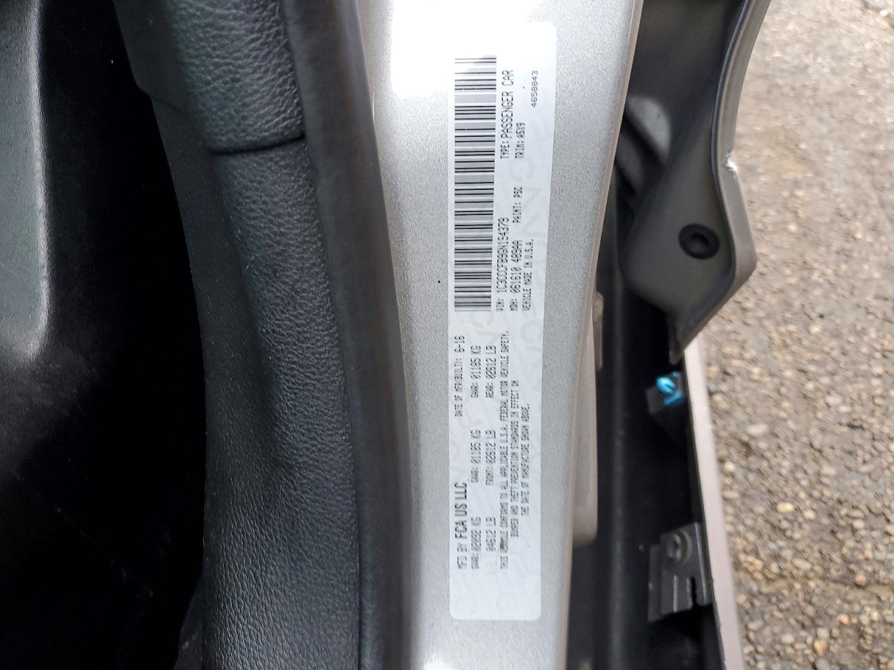 2016 CHRYSLER 200 LX photo 12
