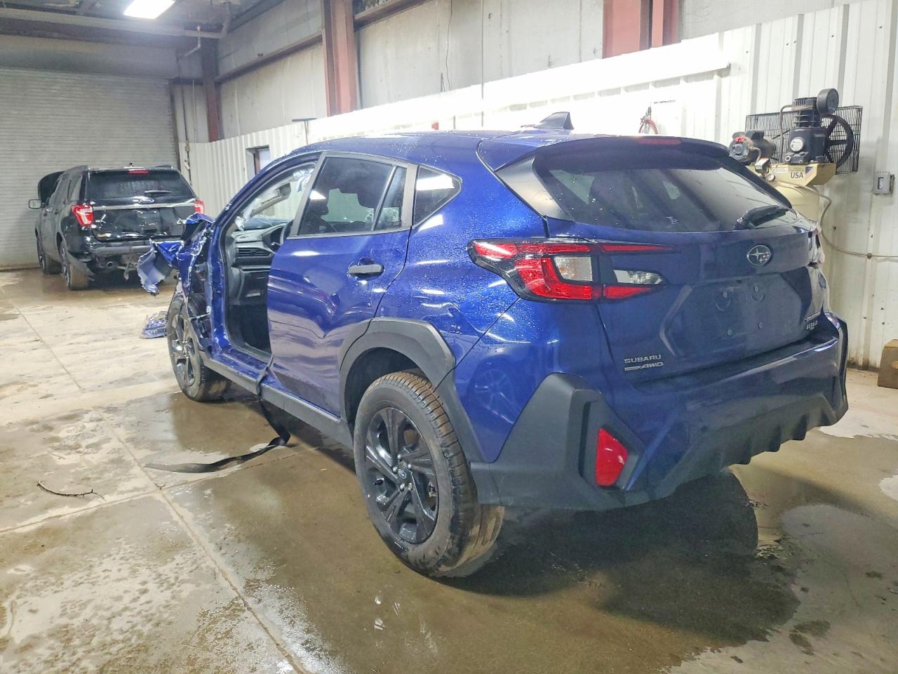 2024 SUBARU CROSSTREK photo 2