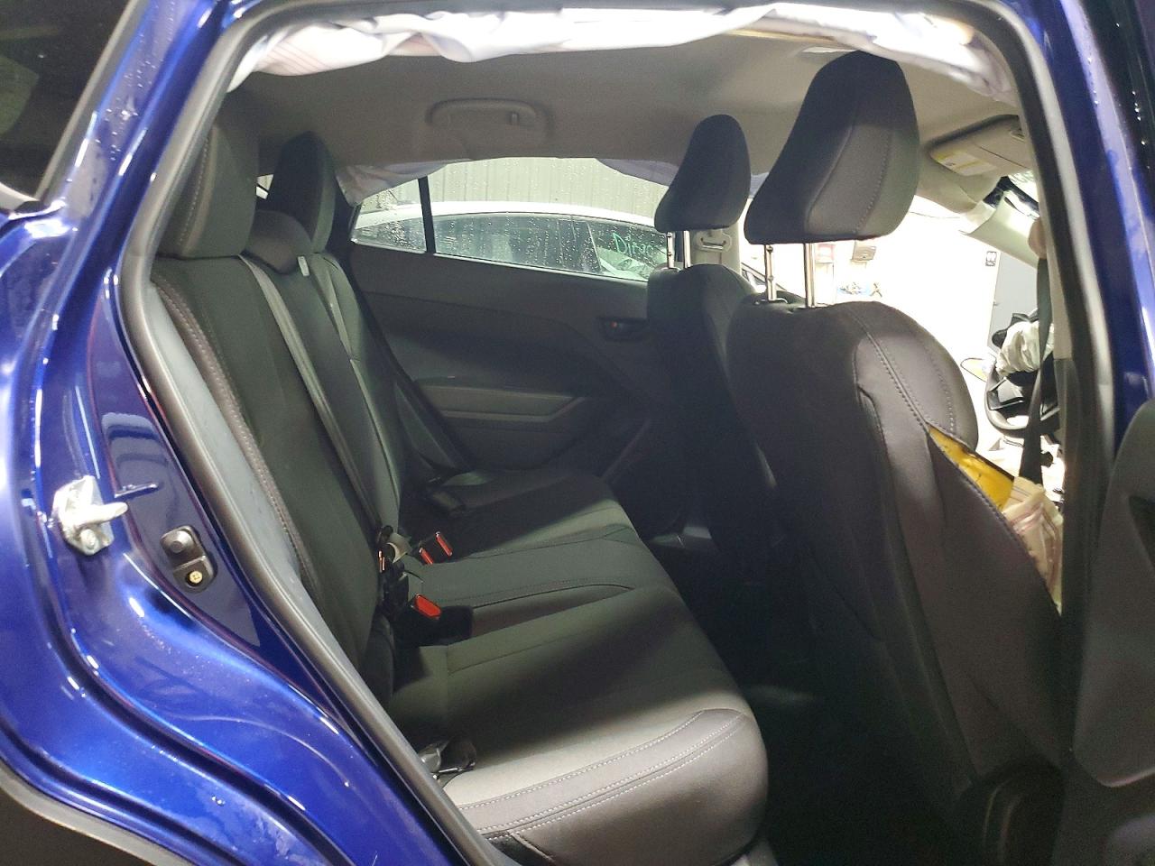 2024 SUBARU CROSSTREK photo 10