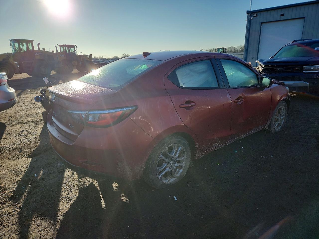2019 TOYOTA YARIS L photo 3