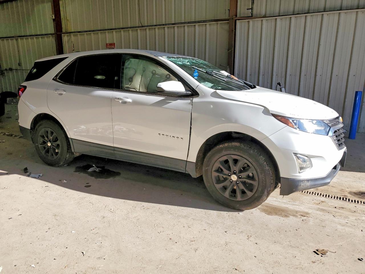 2018 CHEVROLET EQUINOX LT photo 4