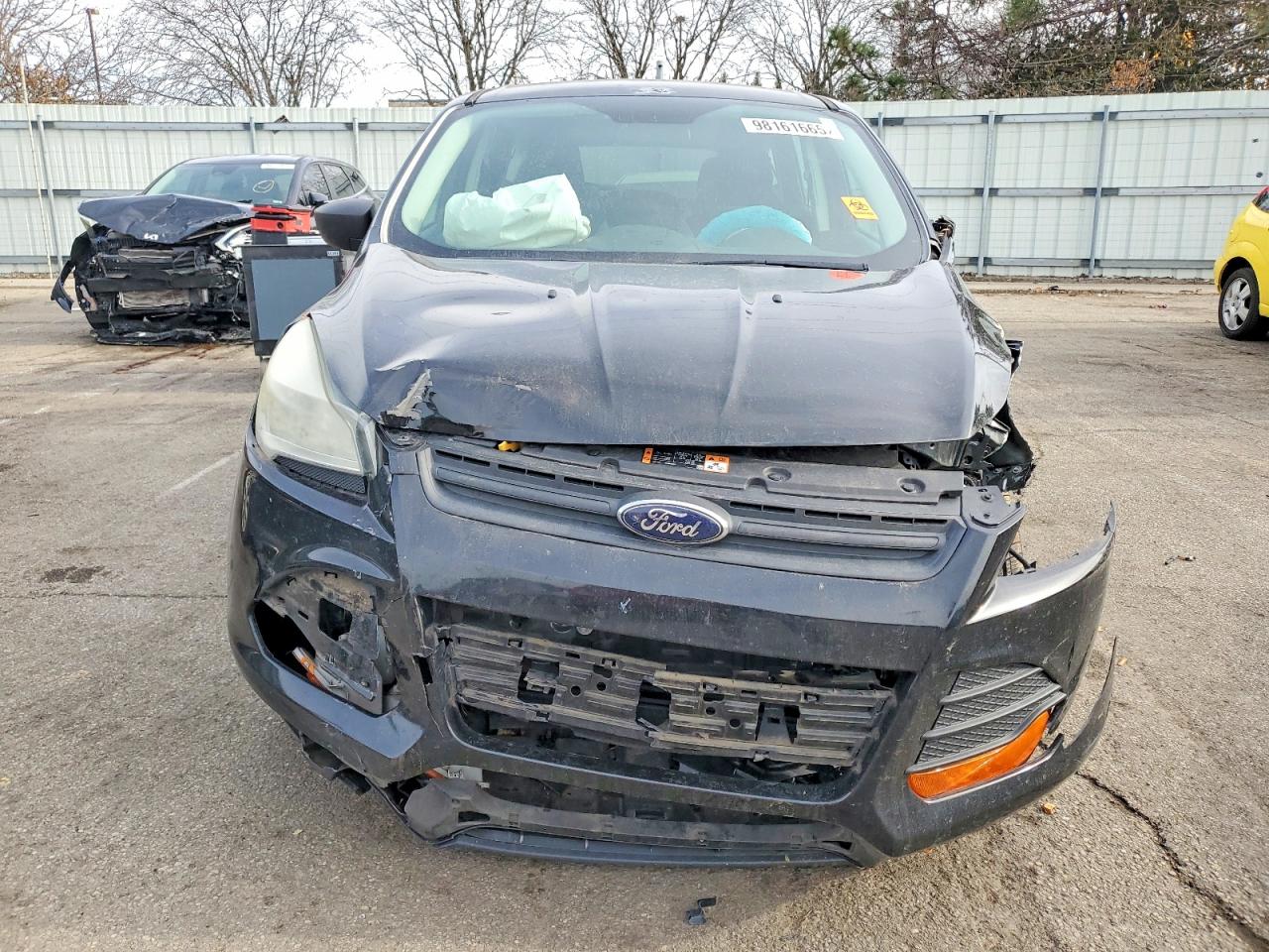 2014 FORD ESCAPE S photo 5