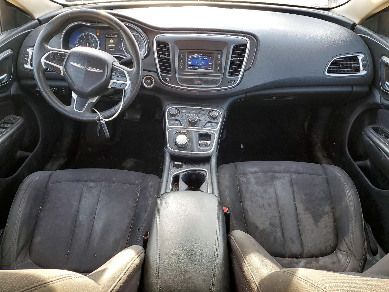 2015 CHRYSLER 200 LIMITED photo 8