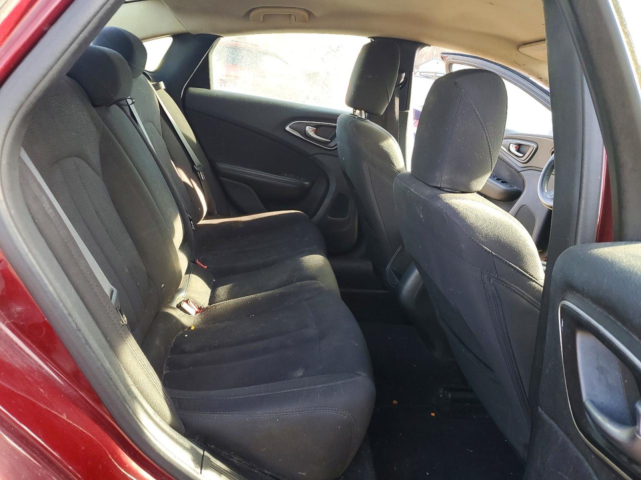 2015 CHRYSLER 200 LIMITED photo 10