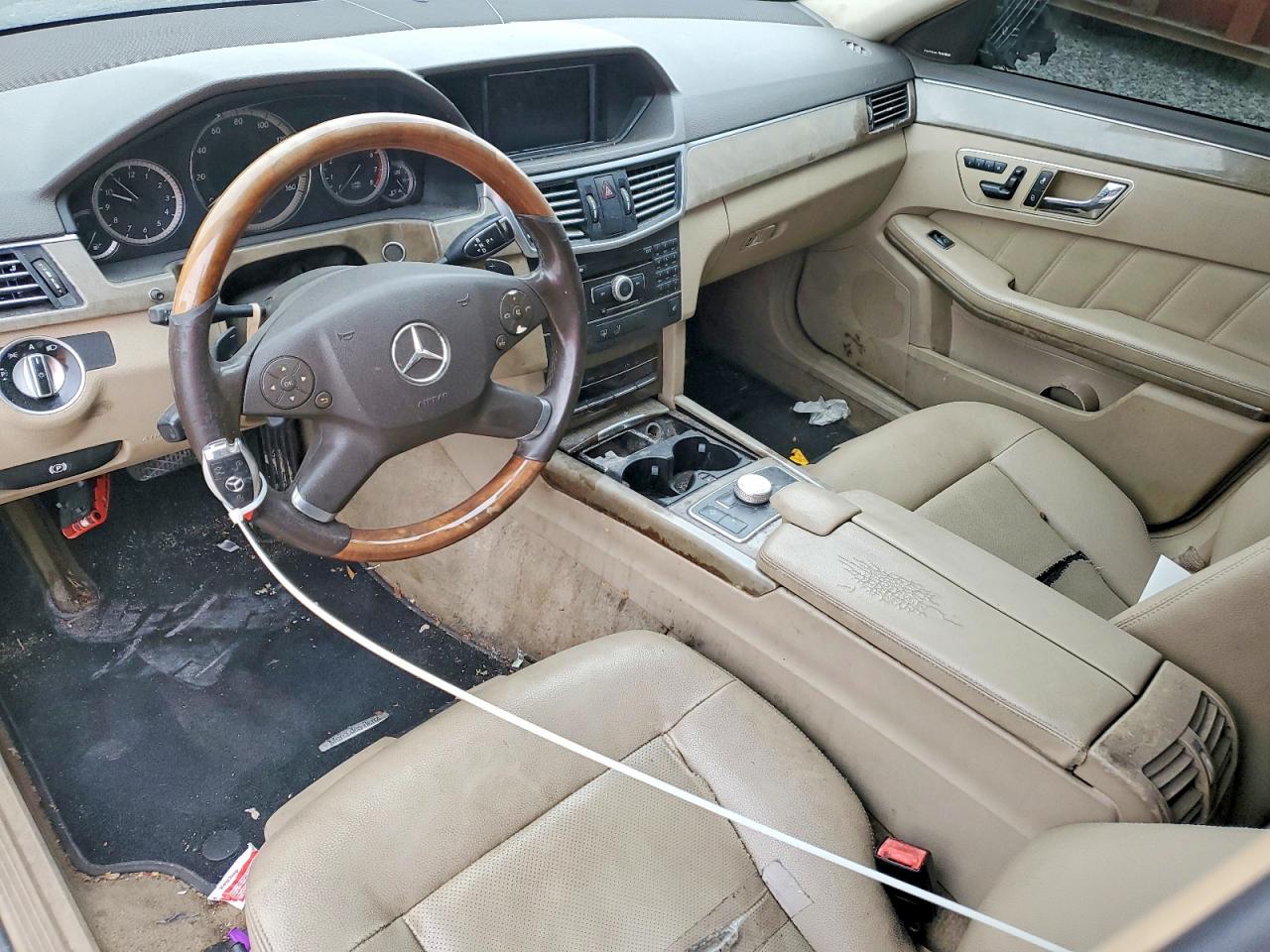 2011 MERCEDES-BENZ E 350 4MATIC photo 8