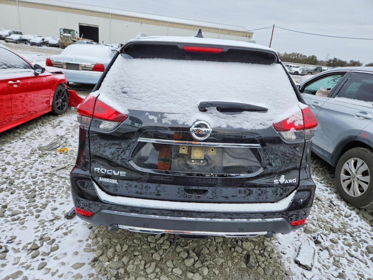 2019 NISSAN ROGUE SV photo 6