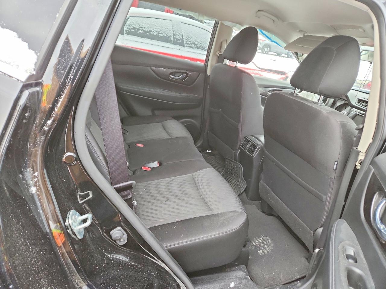 2019 NISSAN ROGUE SV photo 11