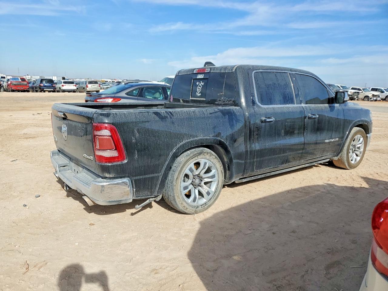 2019 RAM 1500 LONGHORN photo 3
