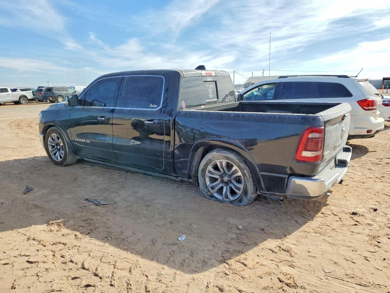 2019 RAM 1500 LONGHORN photo 2