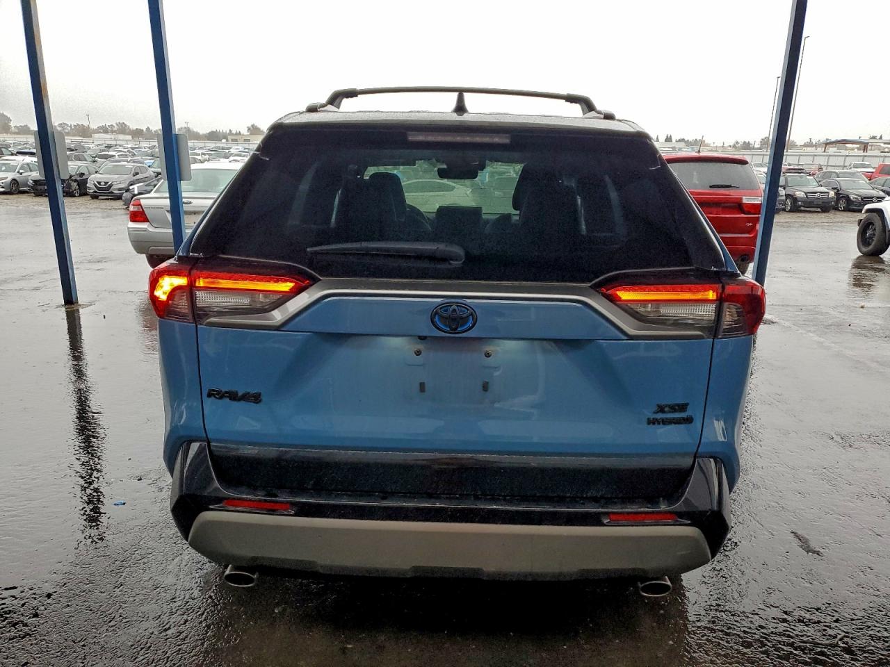2022 TOYOTA RAV4 XSE photo 6