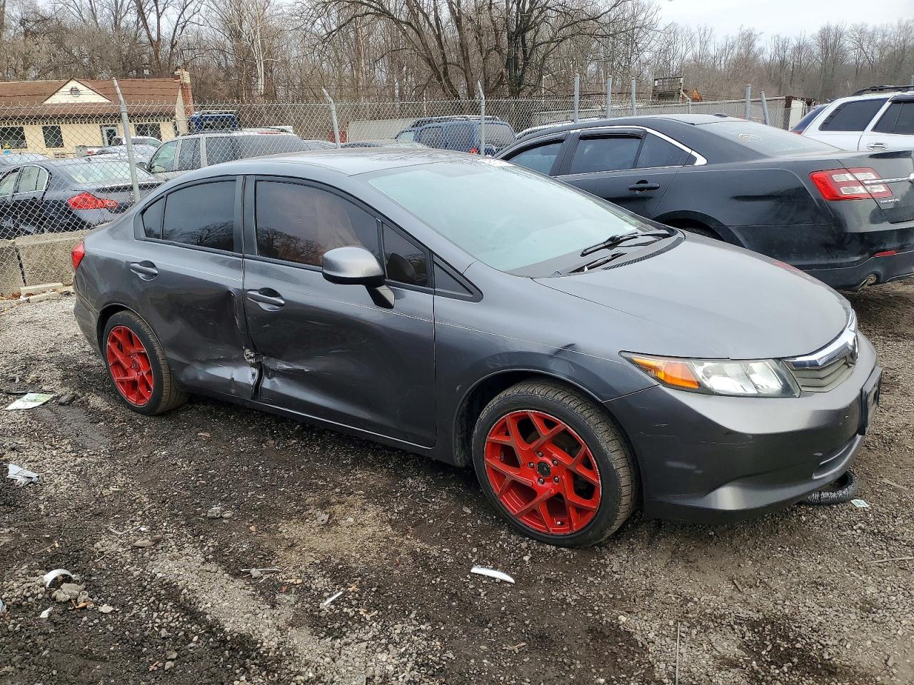2012 HONDA CIVIC LX photo 4