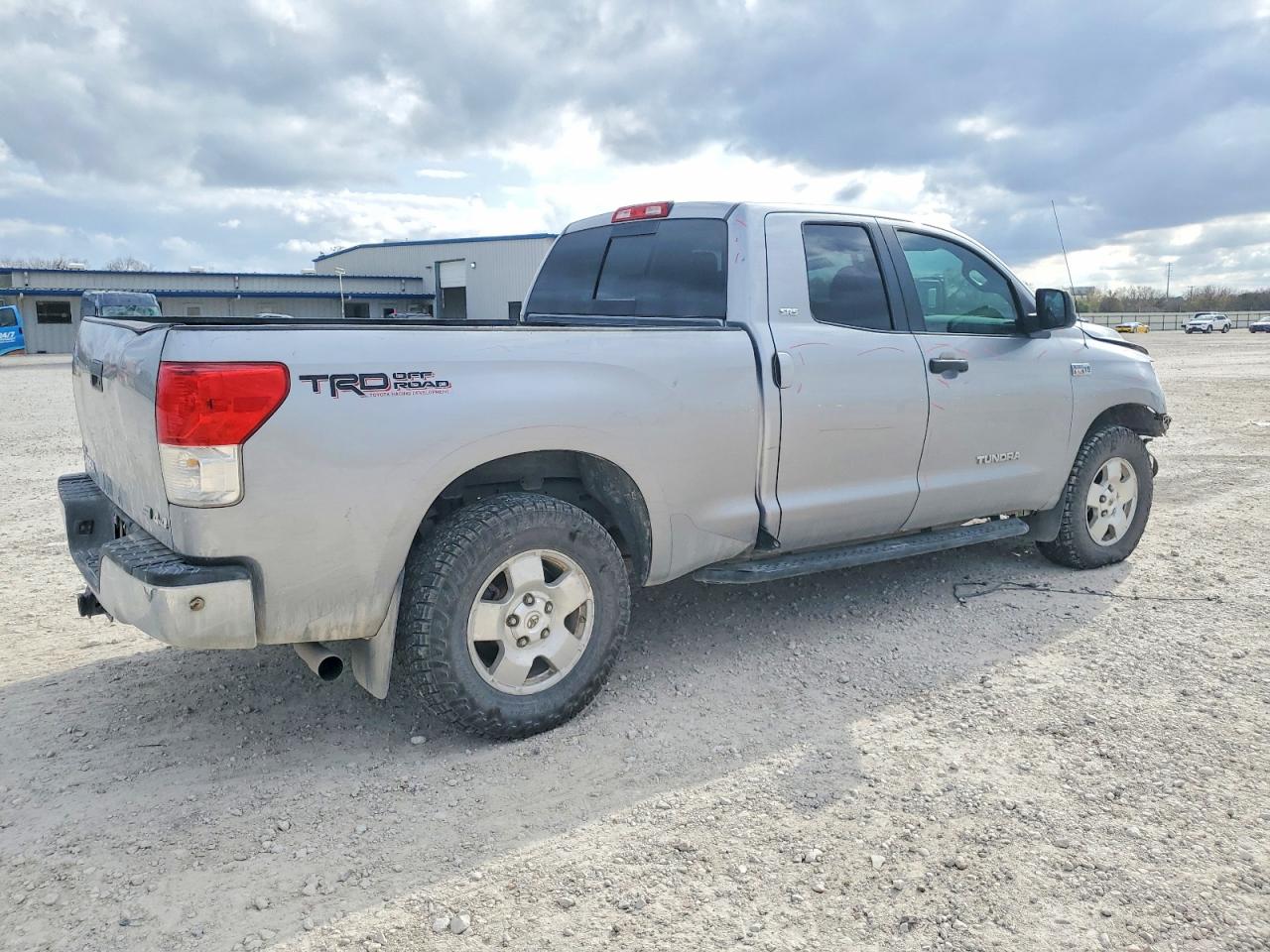 2010 TOYOTA TUNDRA GRADE photo 3