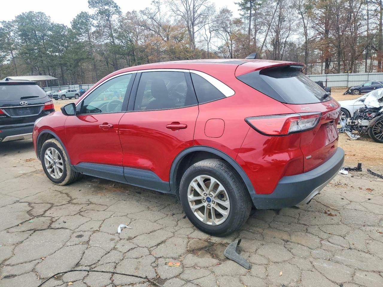 2022 FORD ESCAPE SE photo 3