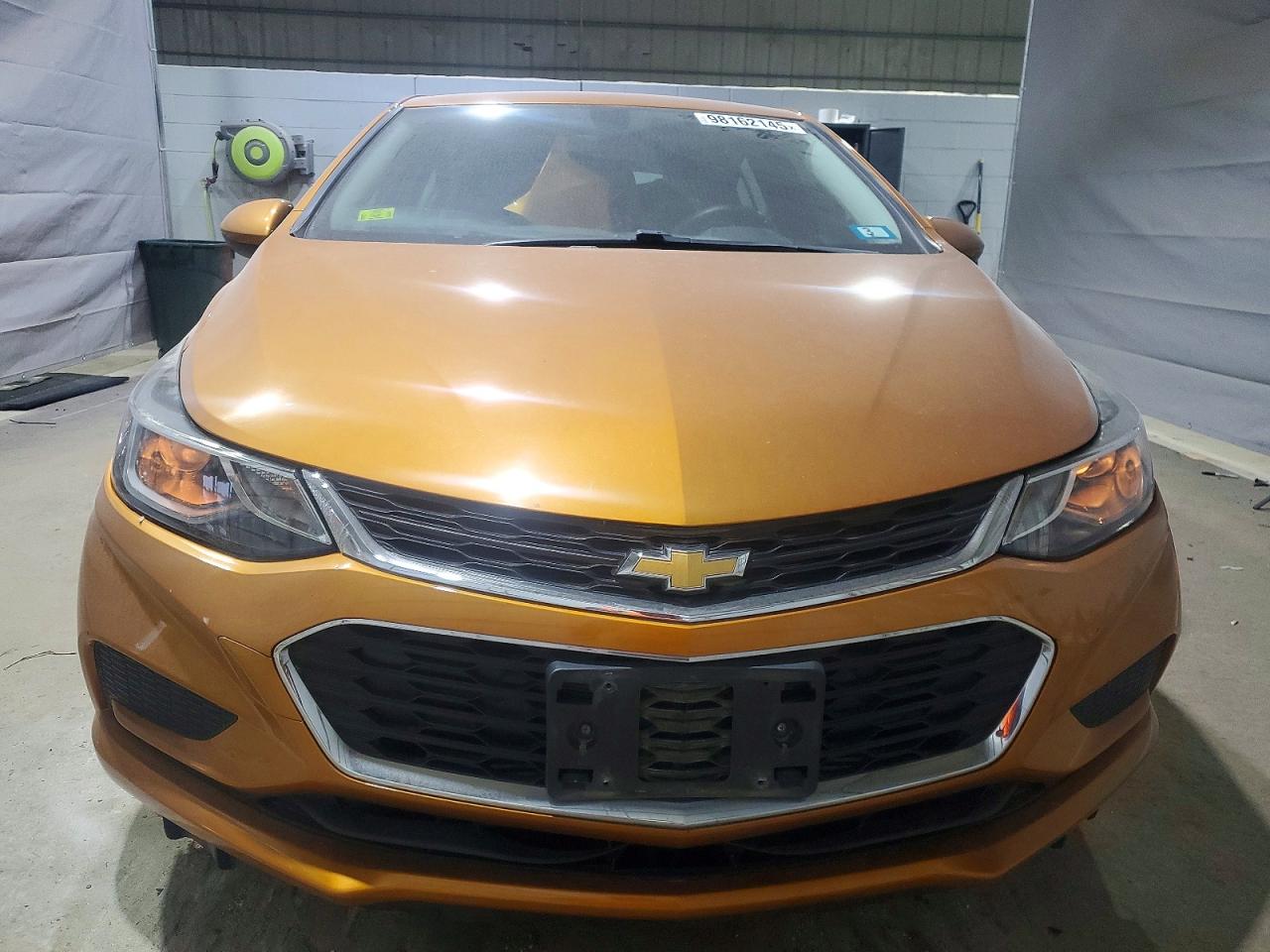 2017 CHEVROLET CRUZE LT photo 5
