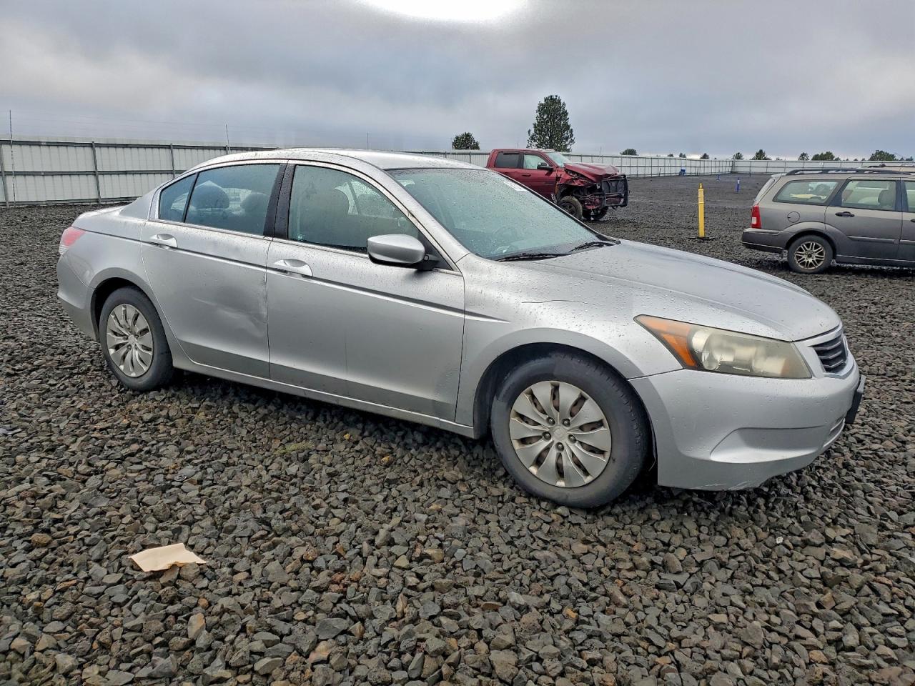 2010 HONDA ACCORD LX photo 4
