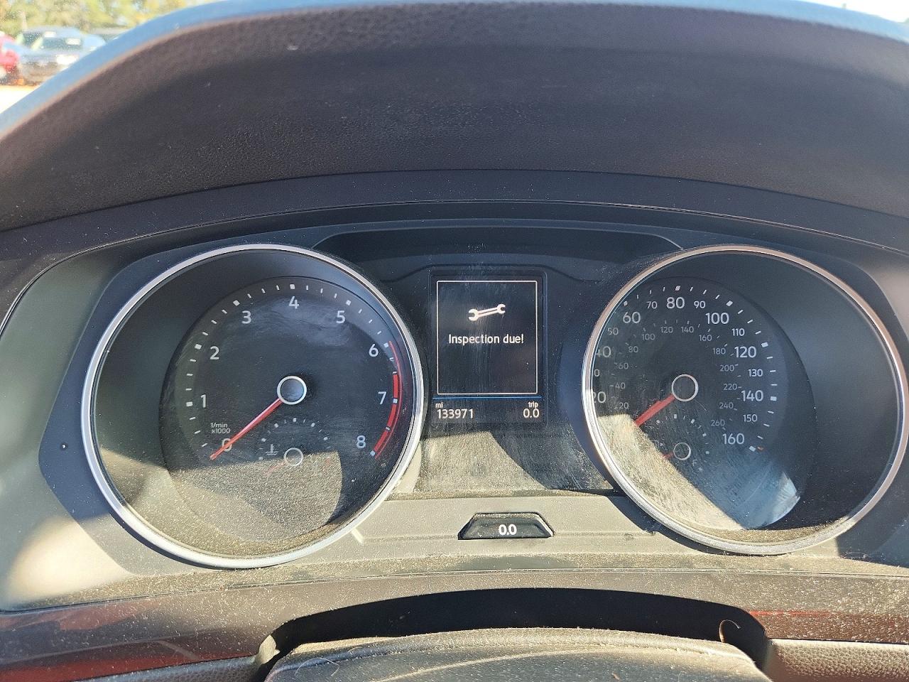 2021 VOLKSWAGEN TIGUAN SE photo 9