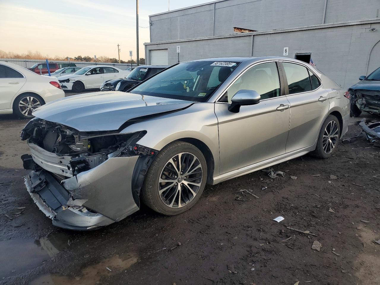 2019 TOYOTA CAMRY