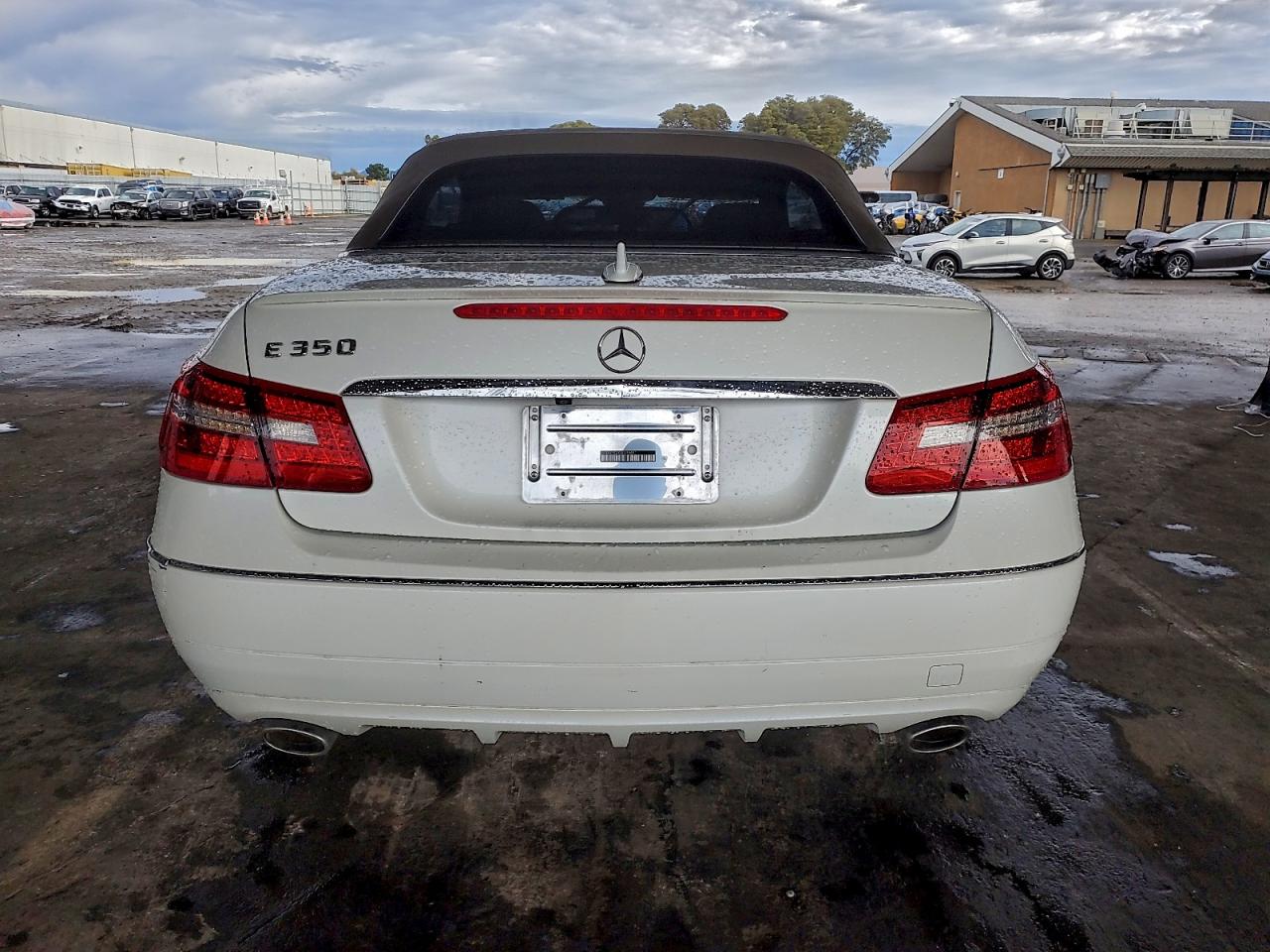 2011 MERCEDES-BENZ E 350 photo 6