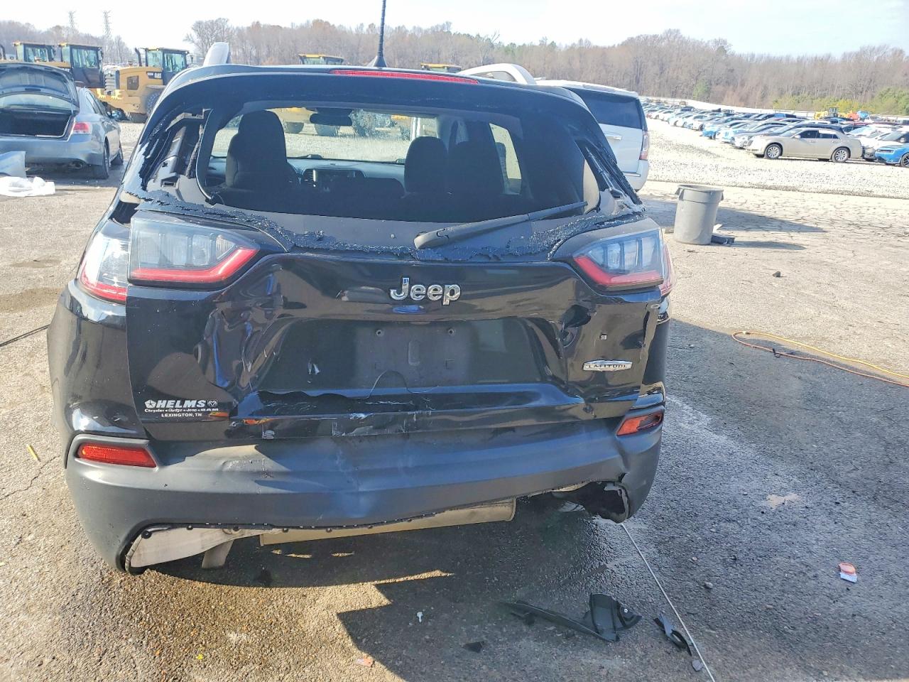 2019 JEEP CHEROKEE LATITUDE photo 6
