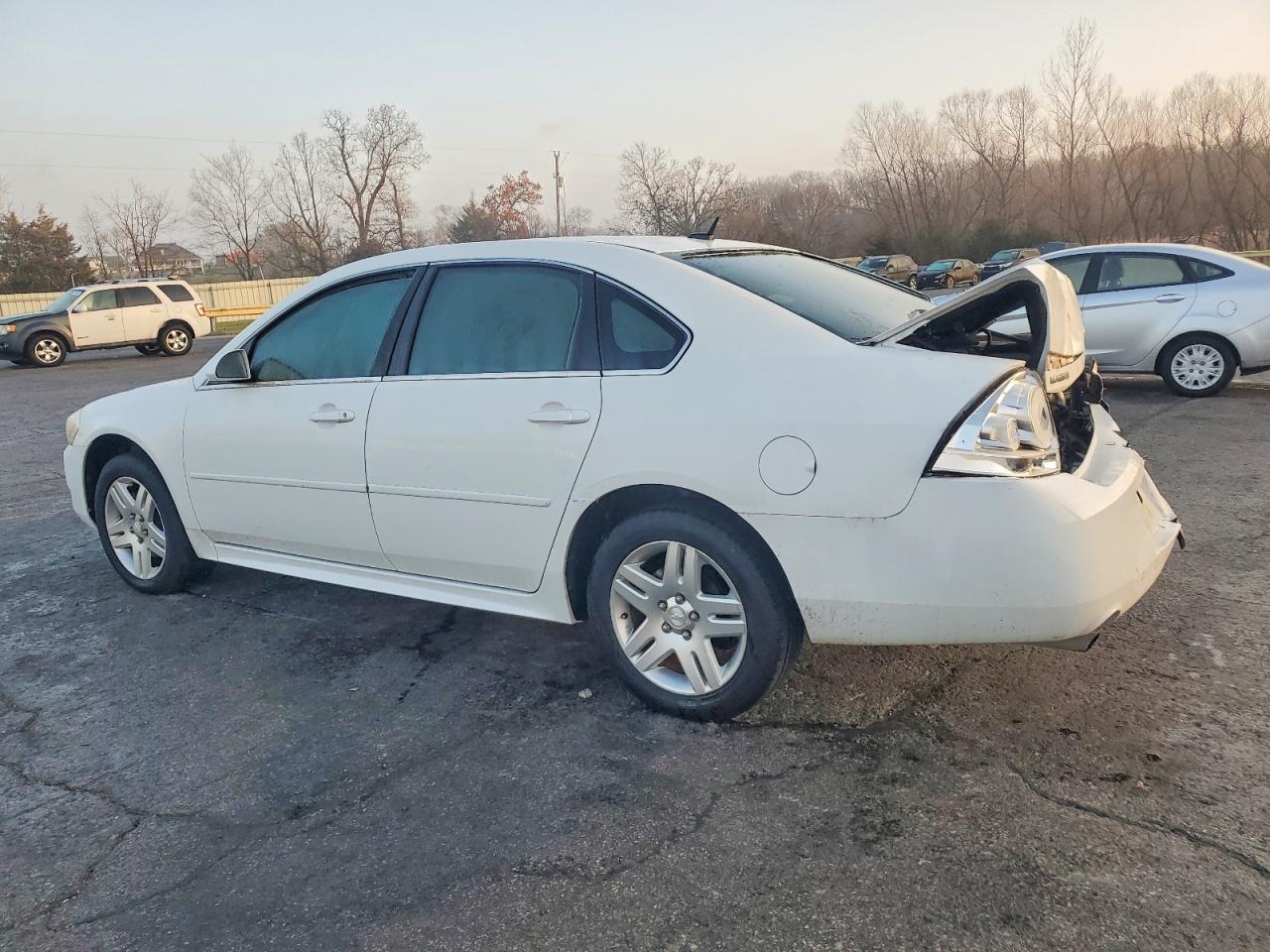 2012 CHEVROLET IMPALA LT photo 2