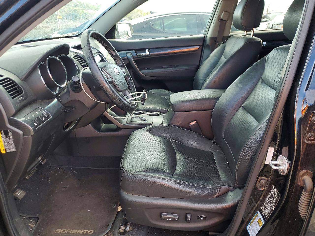 2011 KIA SORENTO SX photo 7