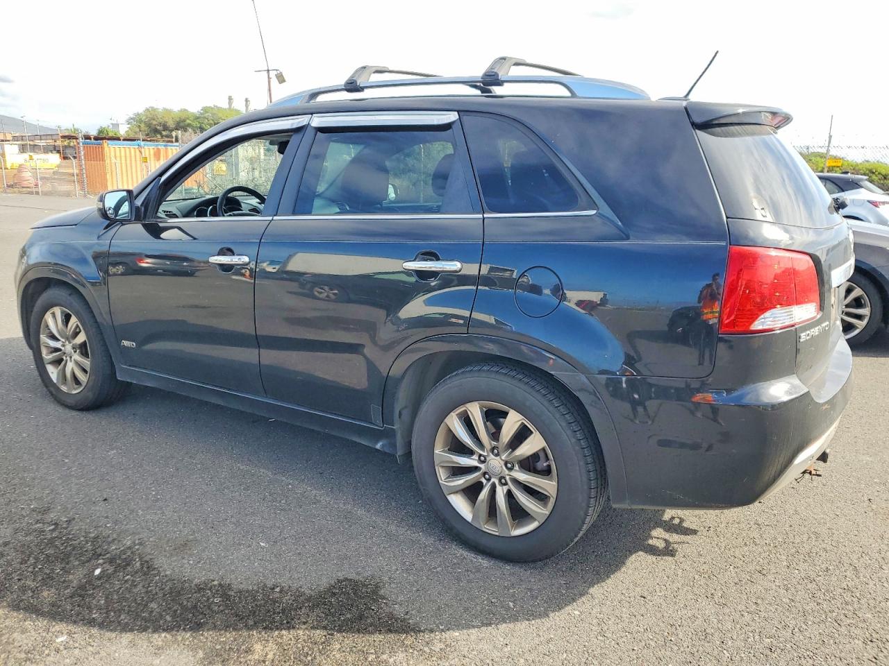 2011 KIA SORENTO SX photo 2