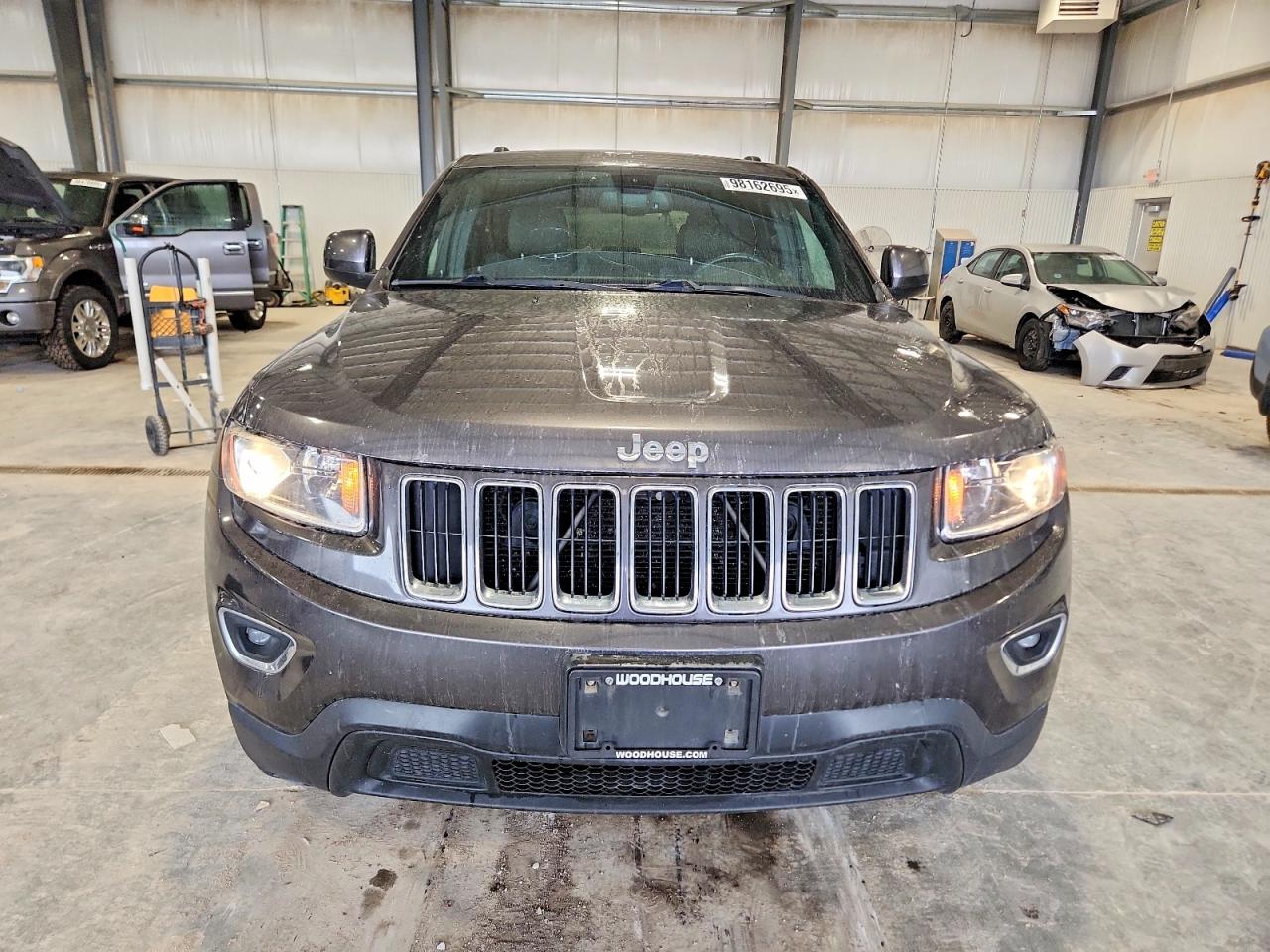 2015 JEEP GRAND CHEROKEE LAREDO photo 9