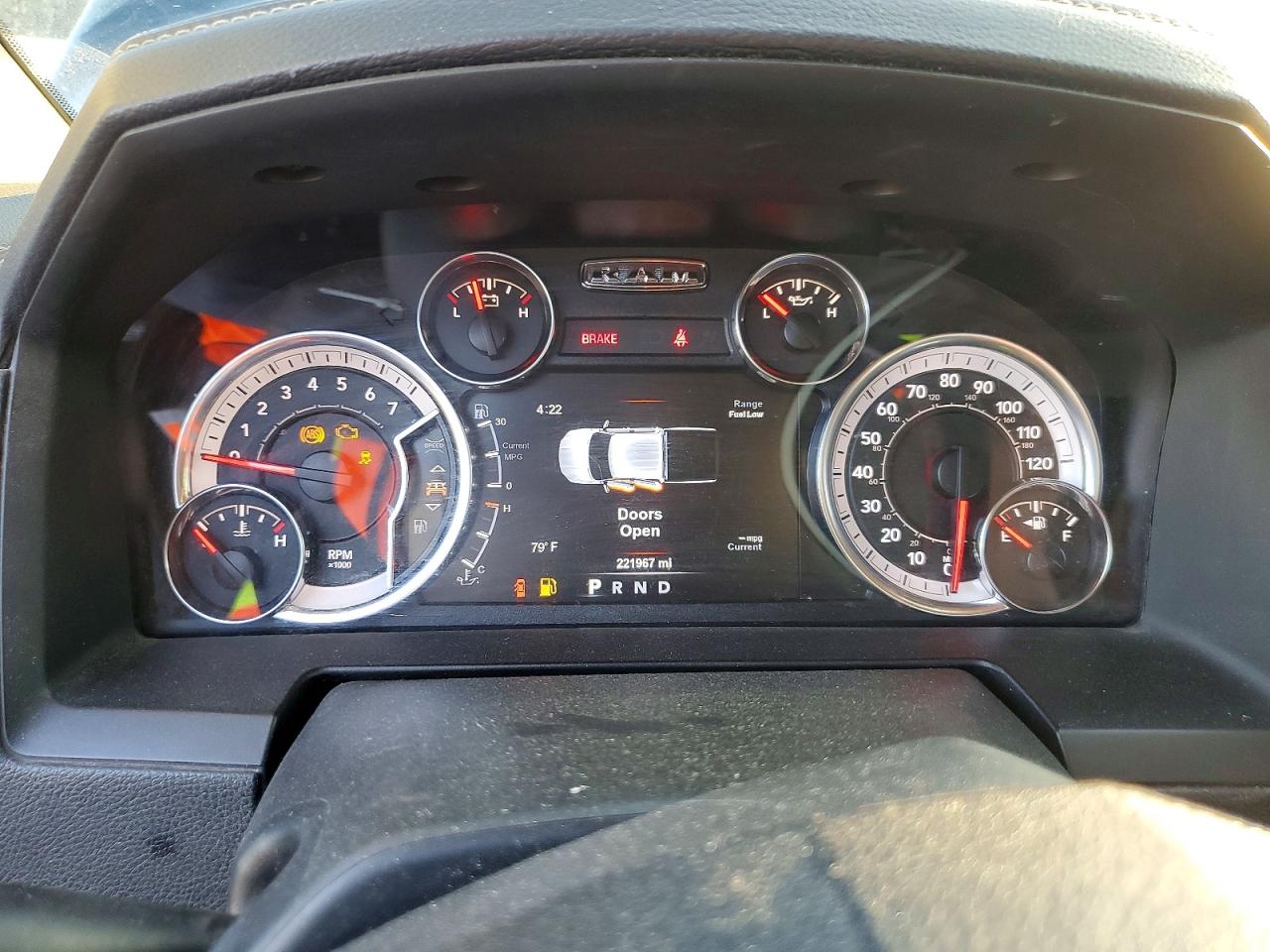 2018 RAM 1500 SPORT photo 17