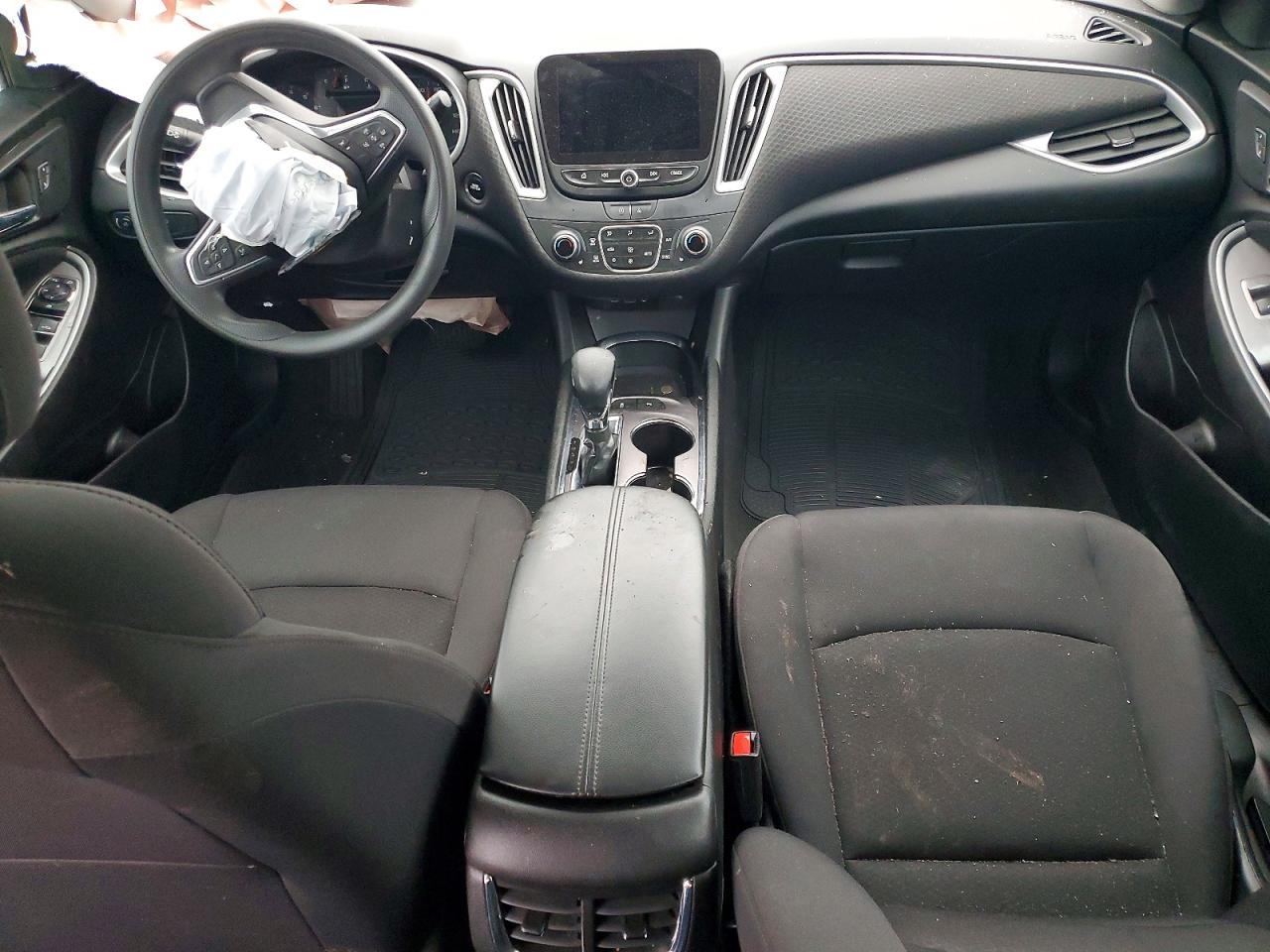 2023 CHEVROLET MALIBU LT photo 8