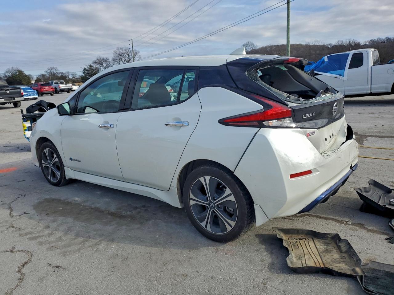 2019 NISSAN LEAF S PLUS photo 2