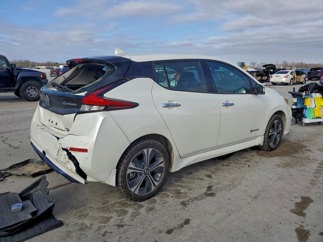 2019 NISSAN LEAF S PLUS photo 3