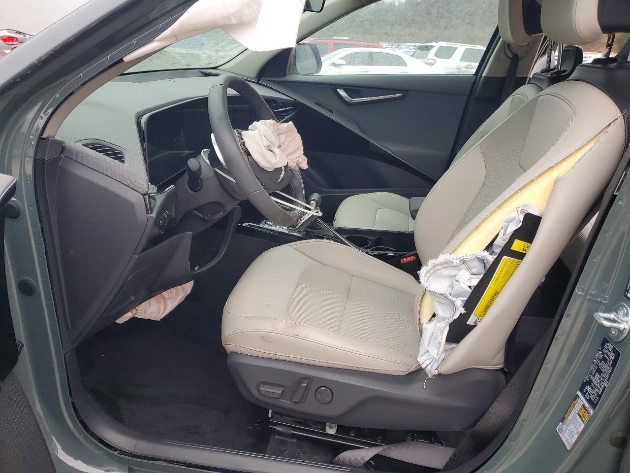 2025 KIA NIRO EX photo 7