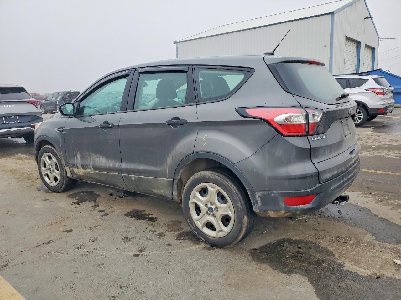 2017 FORD ESCAPE S photo 3