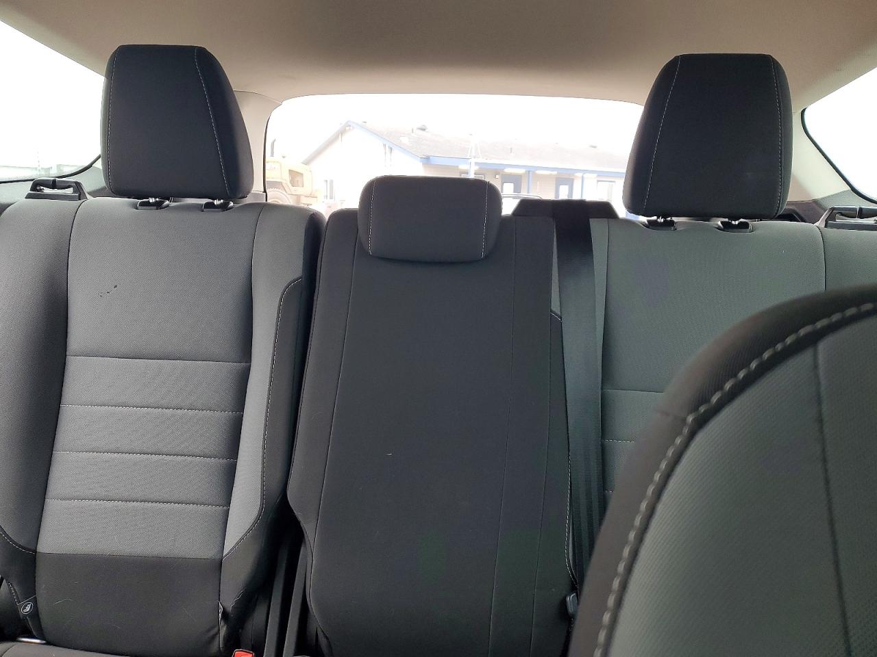2017 FORD ESCAPE S photo 19