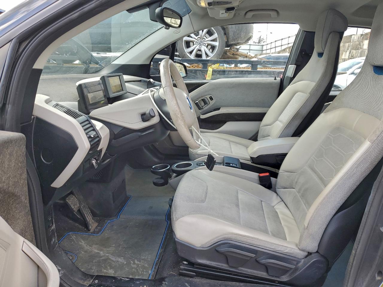 2015 BMW I3 BEV photo 7