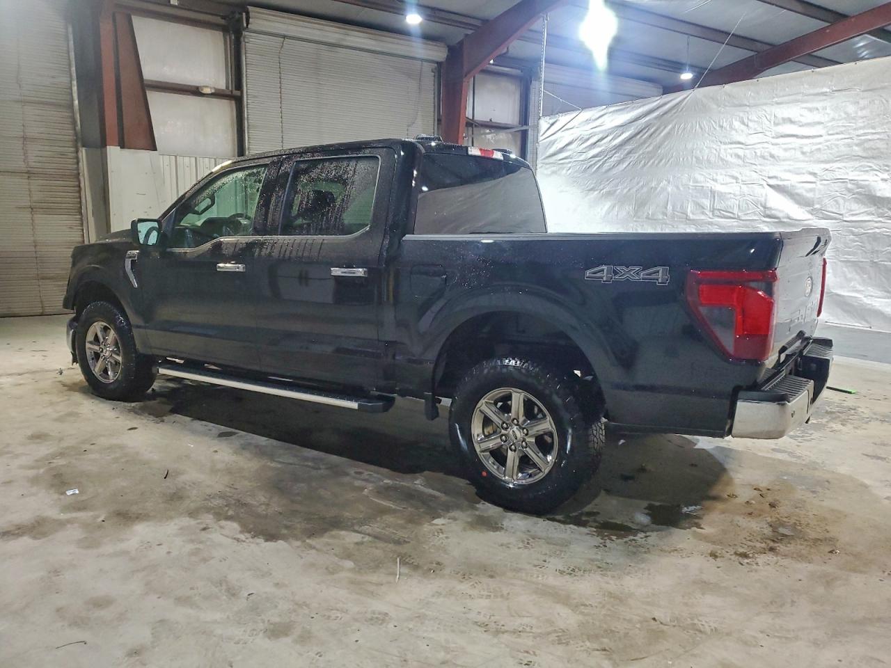 2025 FORD F150 XLT photo 2