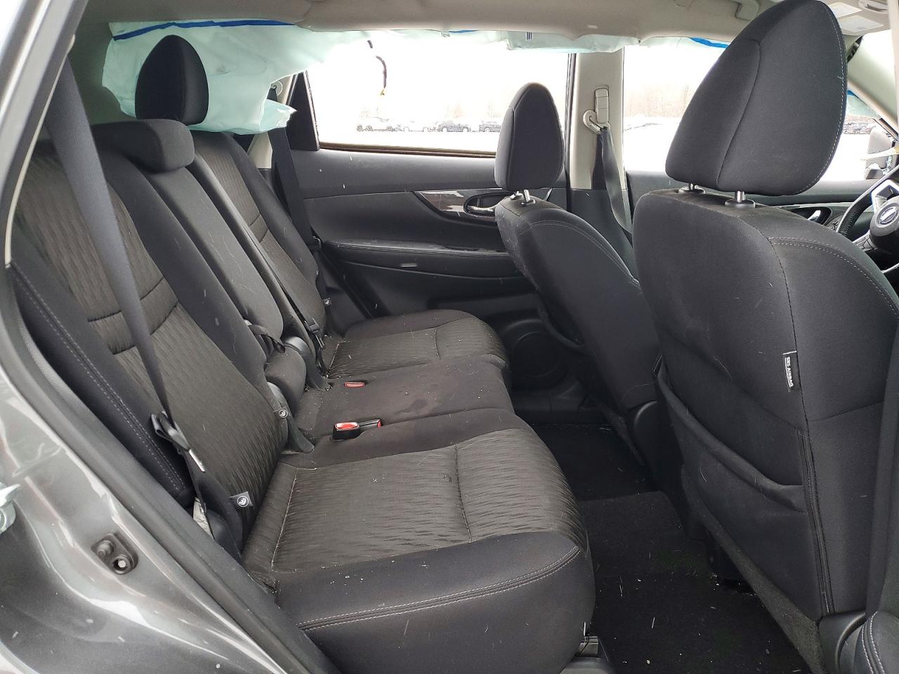 2017 NISSAN ROGUE SV photo 11