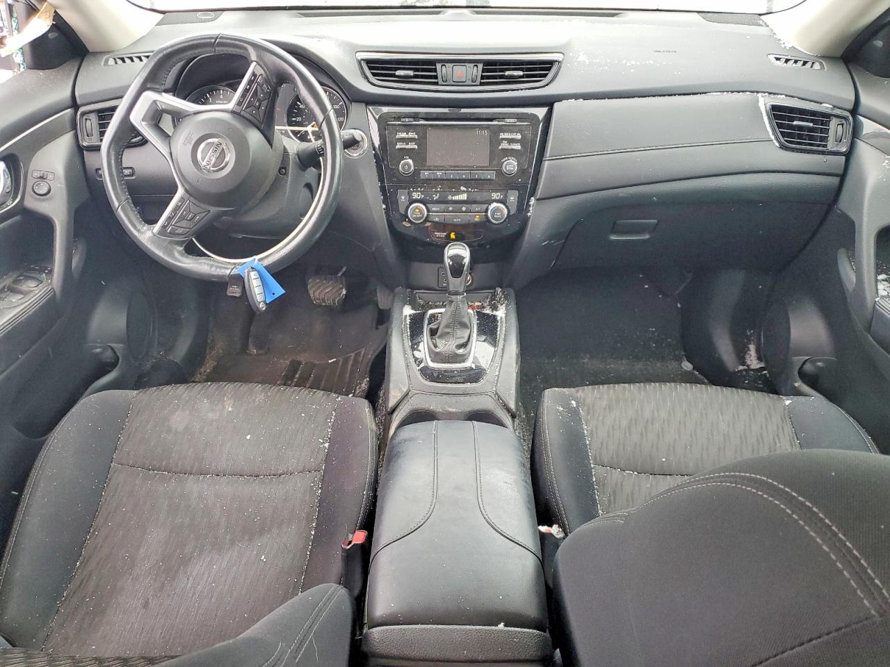 2017 NISSAN ROGUE SV photo 8