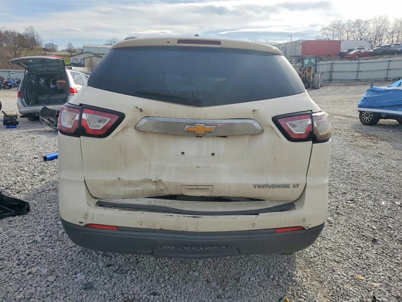 2014 CHEVROLET TRAVERSE LT photo 6