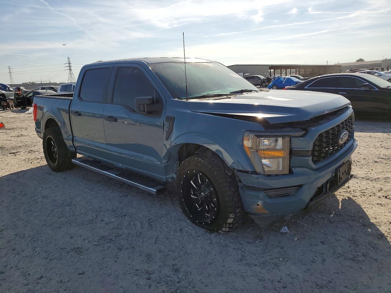 2023 FORD F150 SUPERCREW photo 4