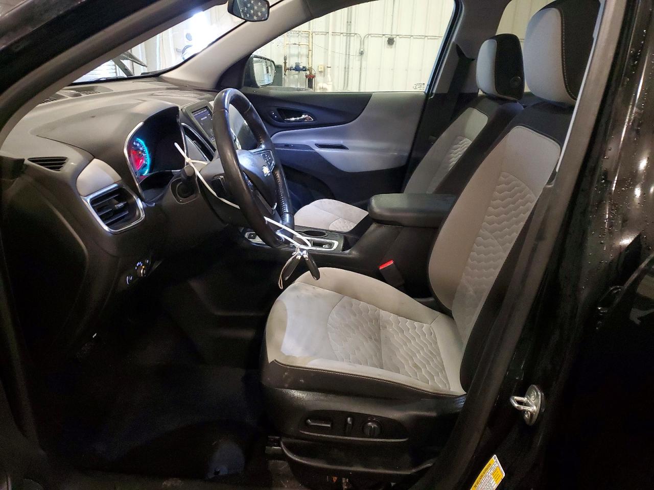 2020 CHEVROLET EQUINOX LT photo 7