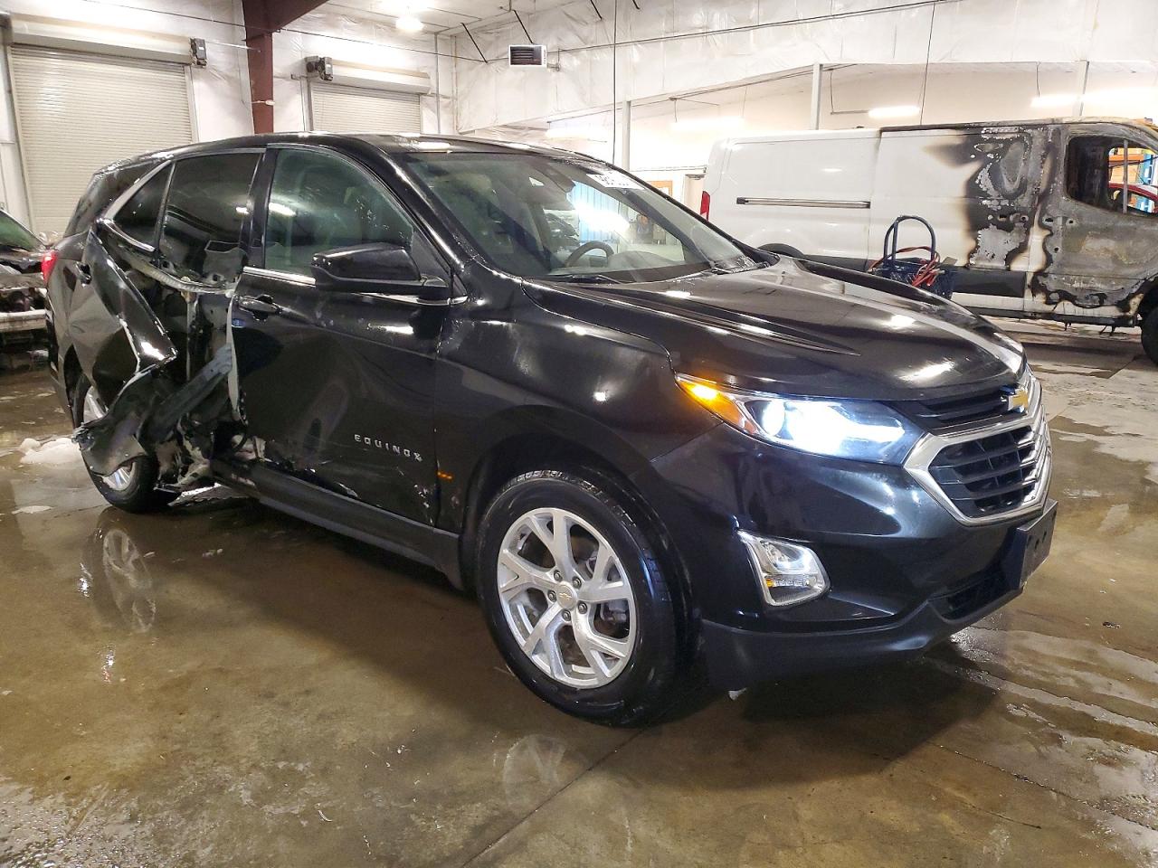 2020 CHEVROLET EQUINOX LT photo 4