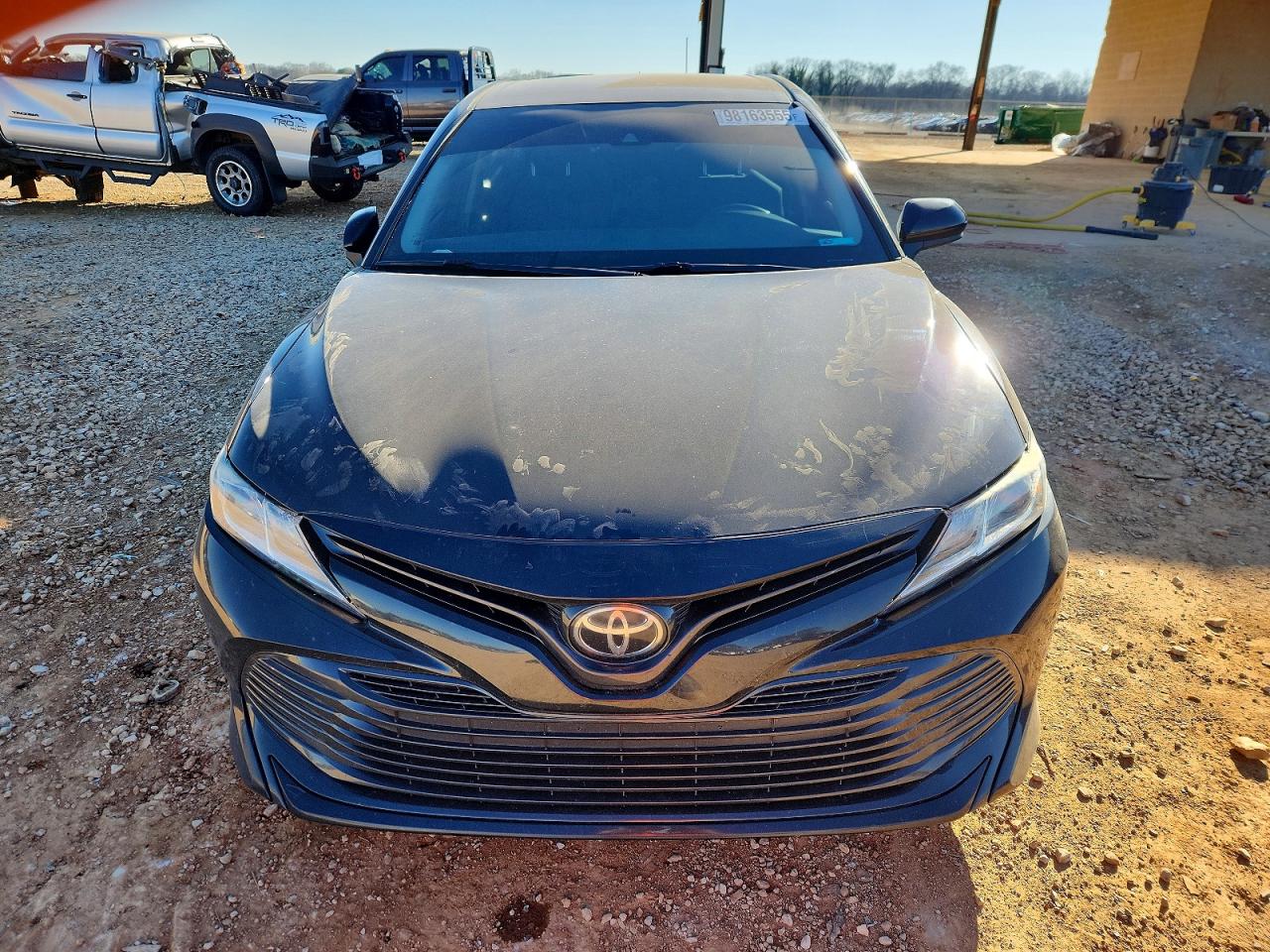 2020 TOYOTA CAMRY LE photo 5