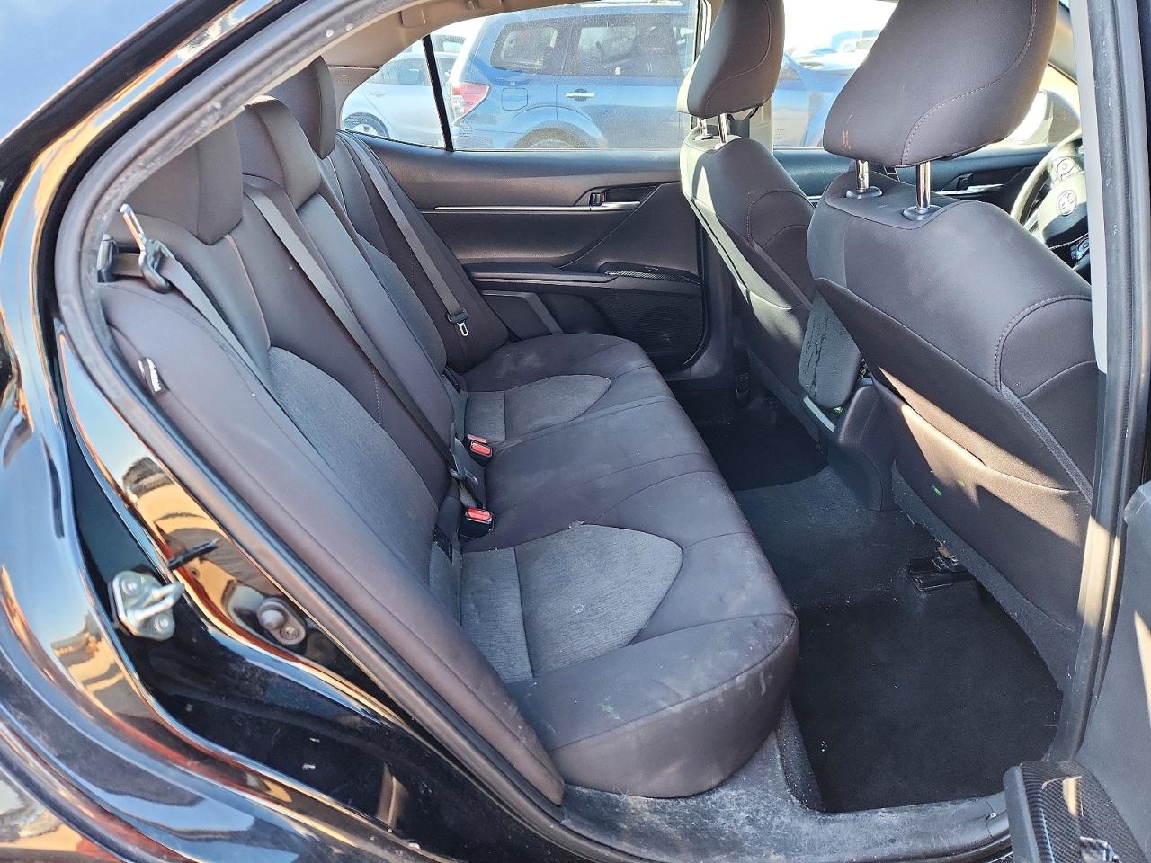 2020 TOYOTA CAMRY LE photo 10