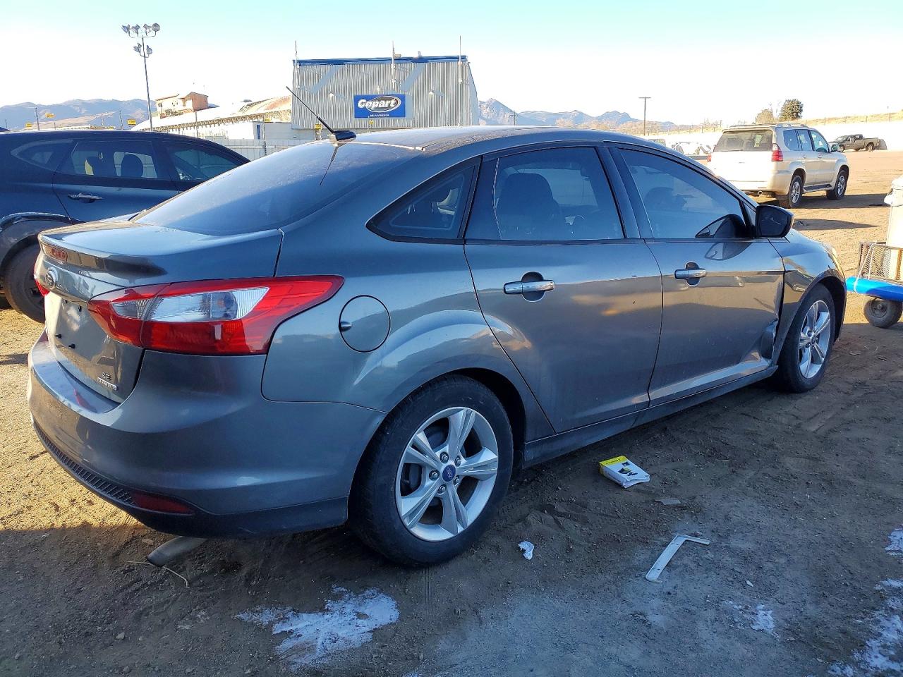 2014 FORD FOCUS SE photo 3
