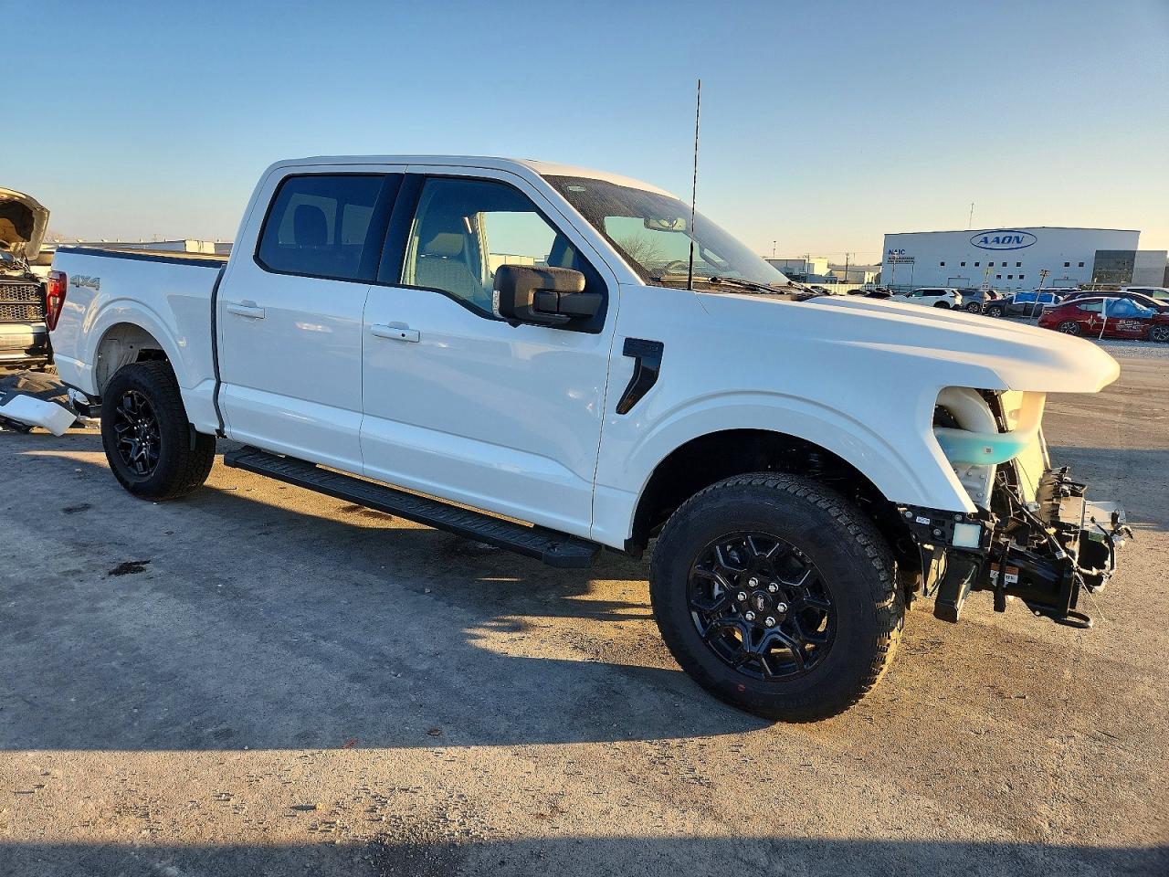 2025 FORD F150 XLT photo 4
