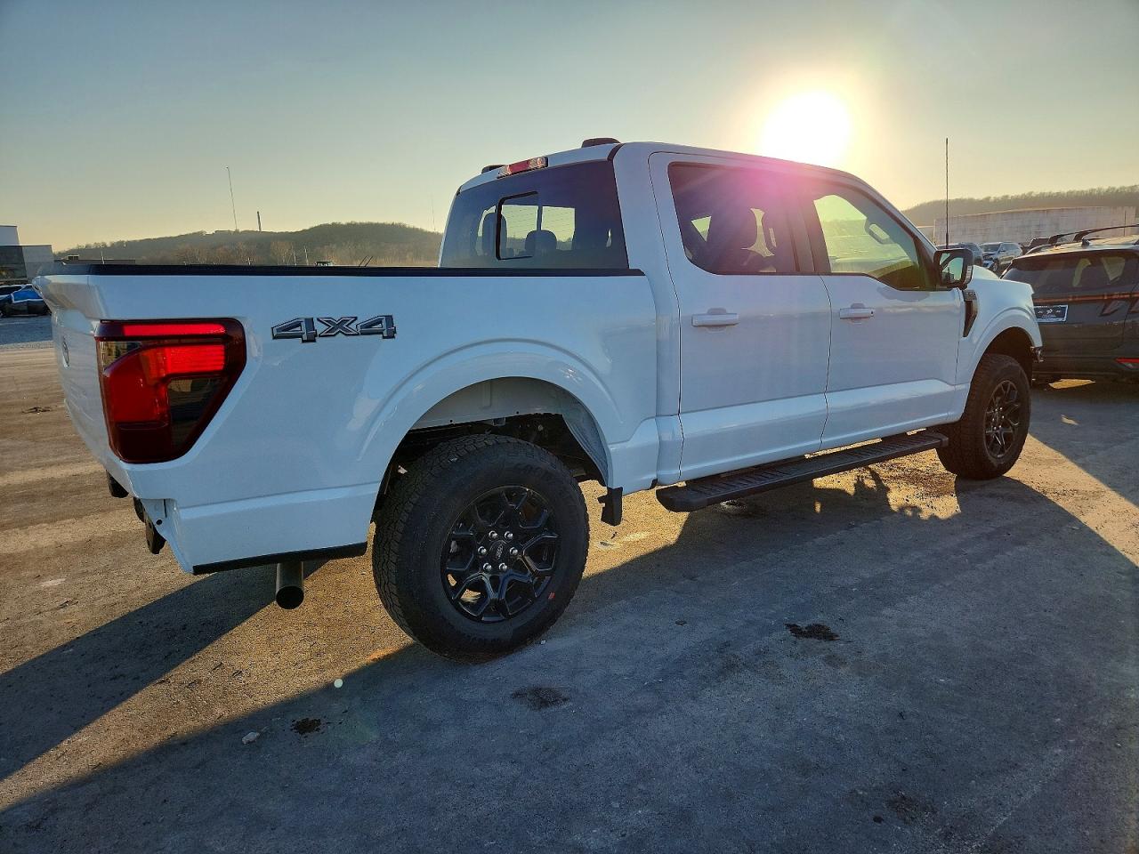 2025 FORD F150 XLT photo 3