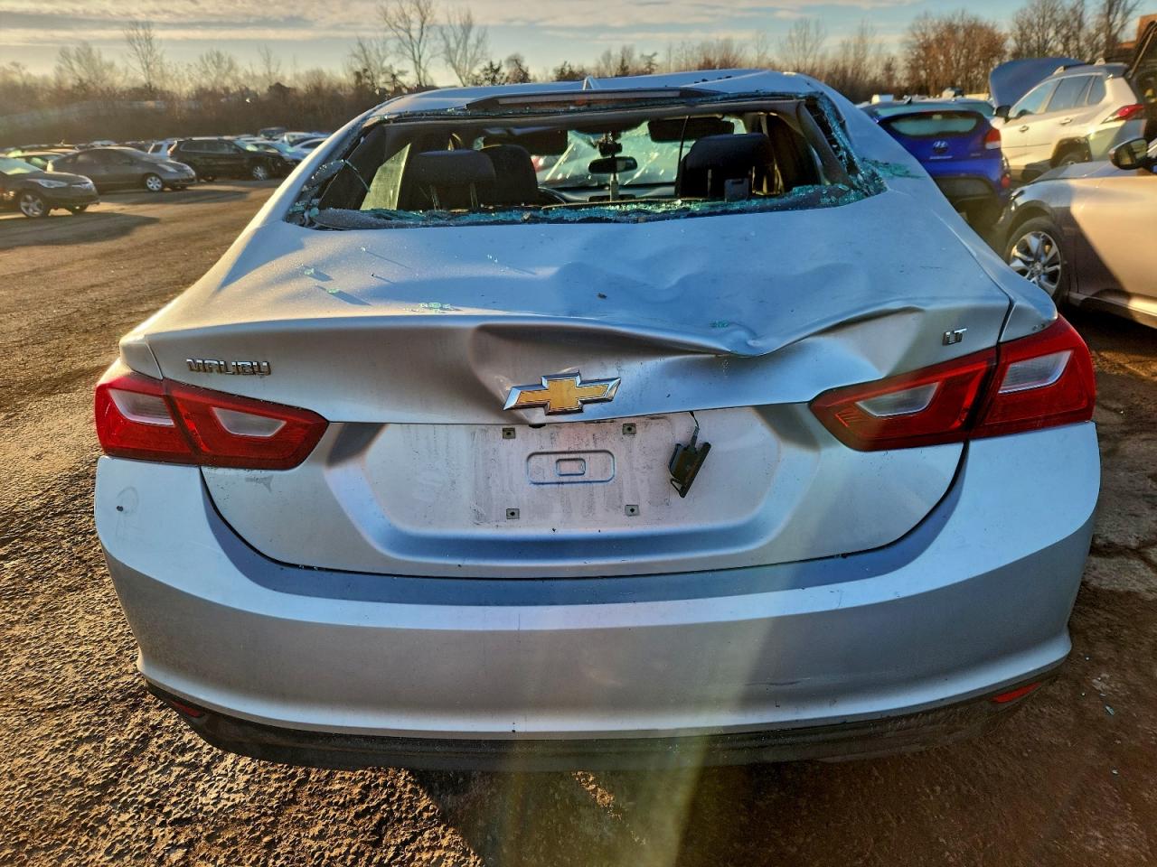 2016 CHEVROLET MALIBU LT photo 6