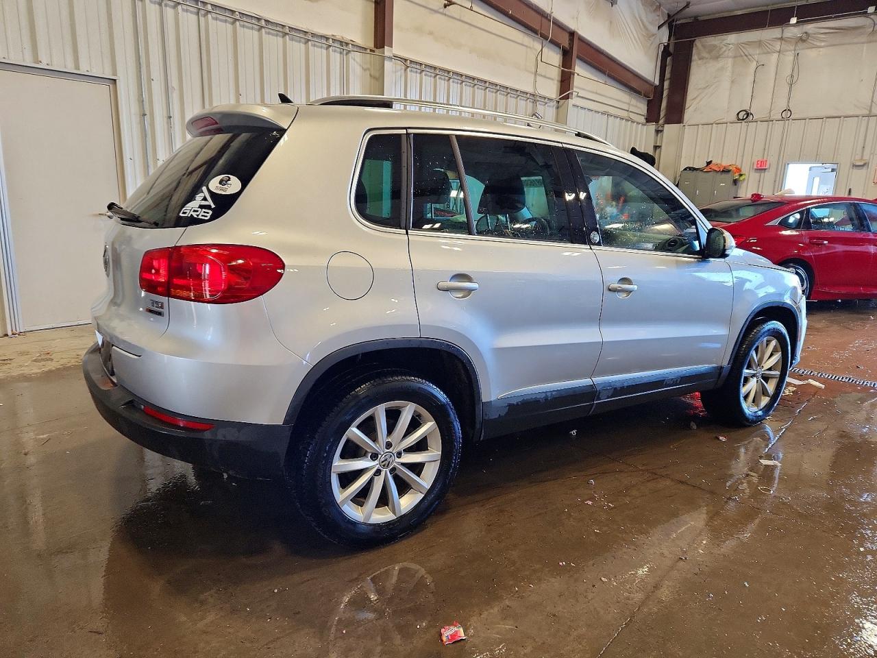 2017 VOLKSWAGEN TIGUAN WOLFSBURG photo 3